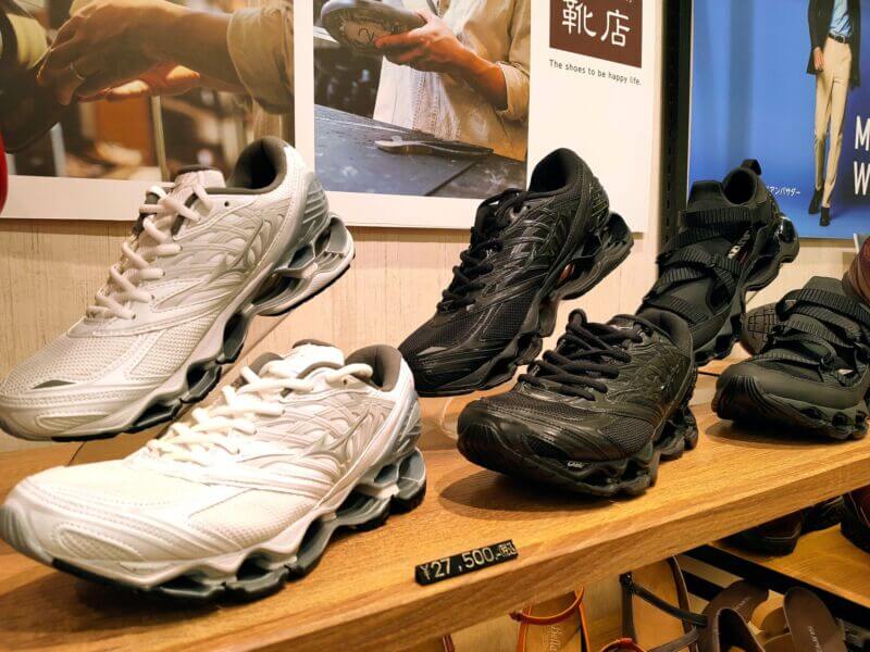 MIZUNO WAVE PROPHECYシリーズ