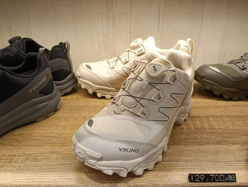 ANACONDA 4×4 LOW WP BOA ユニセックス クリームカラー 