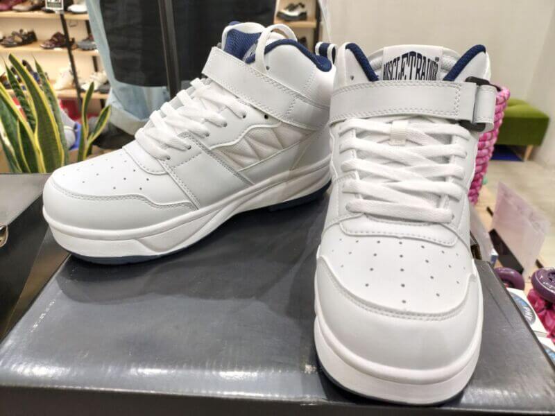 マッスルトレーナー展示画像