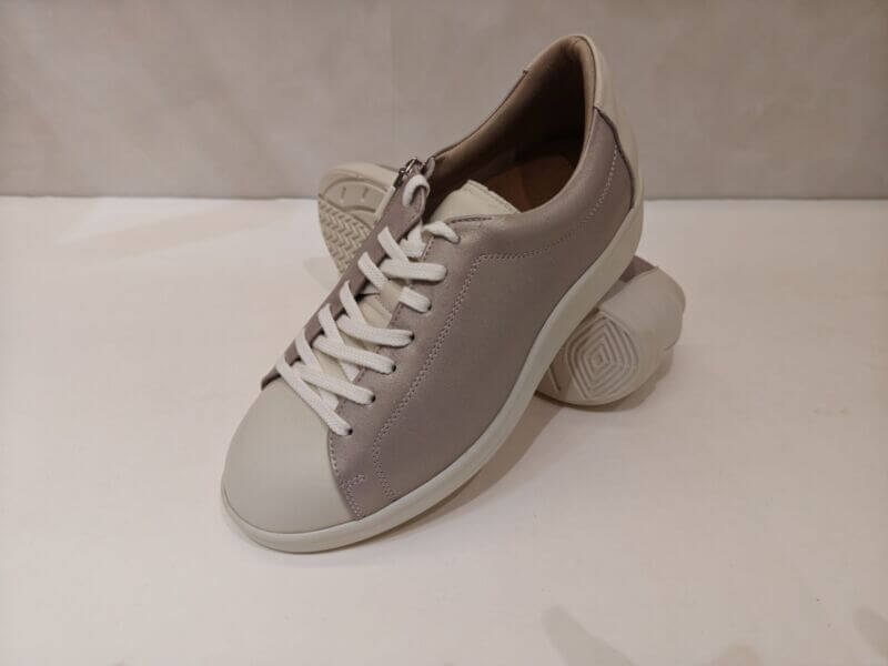 【人気シューズ】春らしい新色追加！