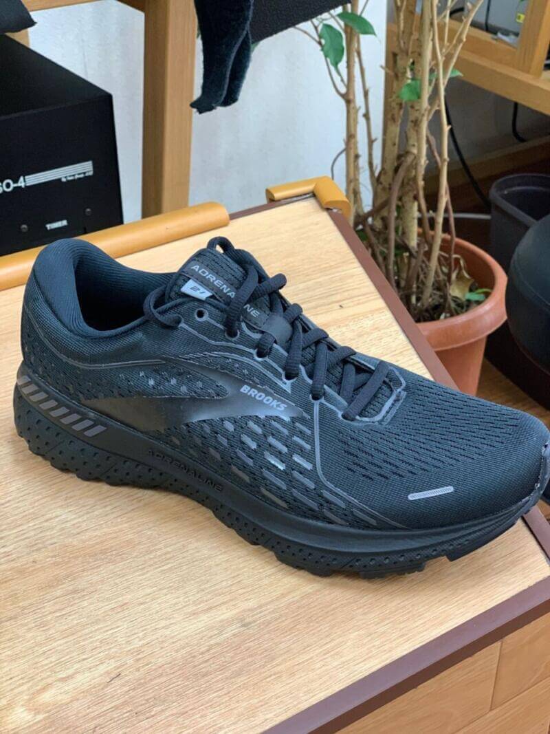 BROOKS　アドレナリンGTS　ブラック