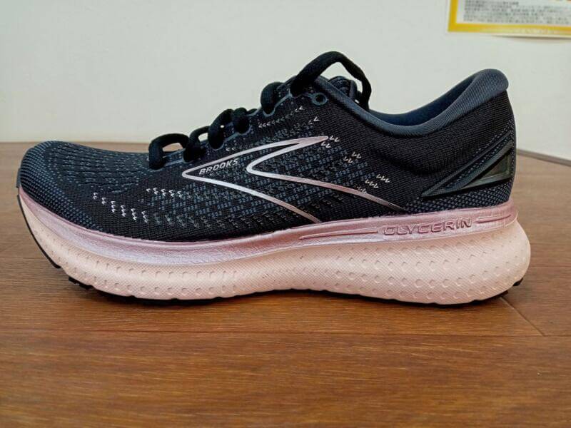 BROOKS GLYCERIN19(ブルックス グリセリン19)