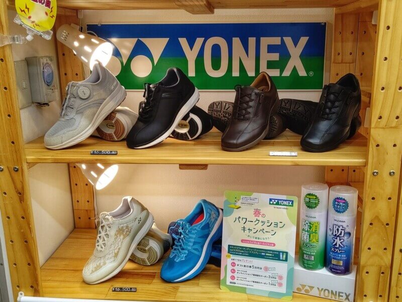 YONEX　パワークッションウォーキングシューズ