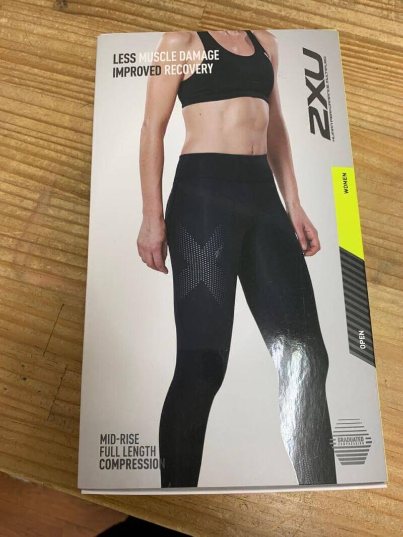 2XU　コンプレッションタイツ