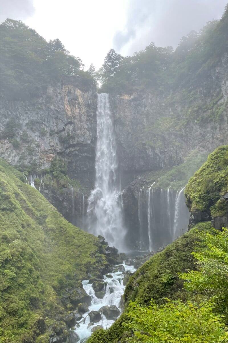 華厳の滝